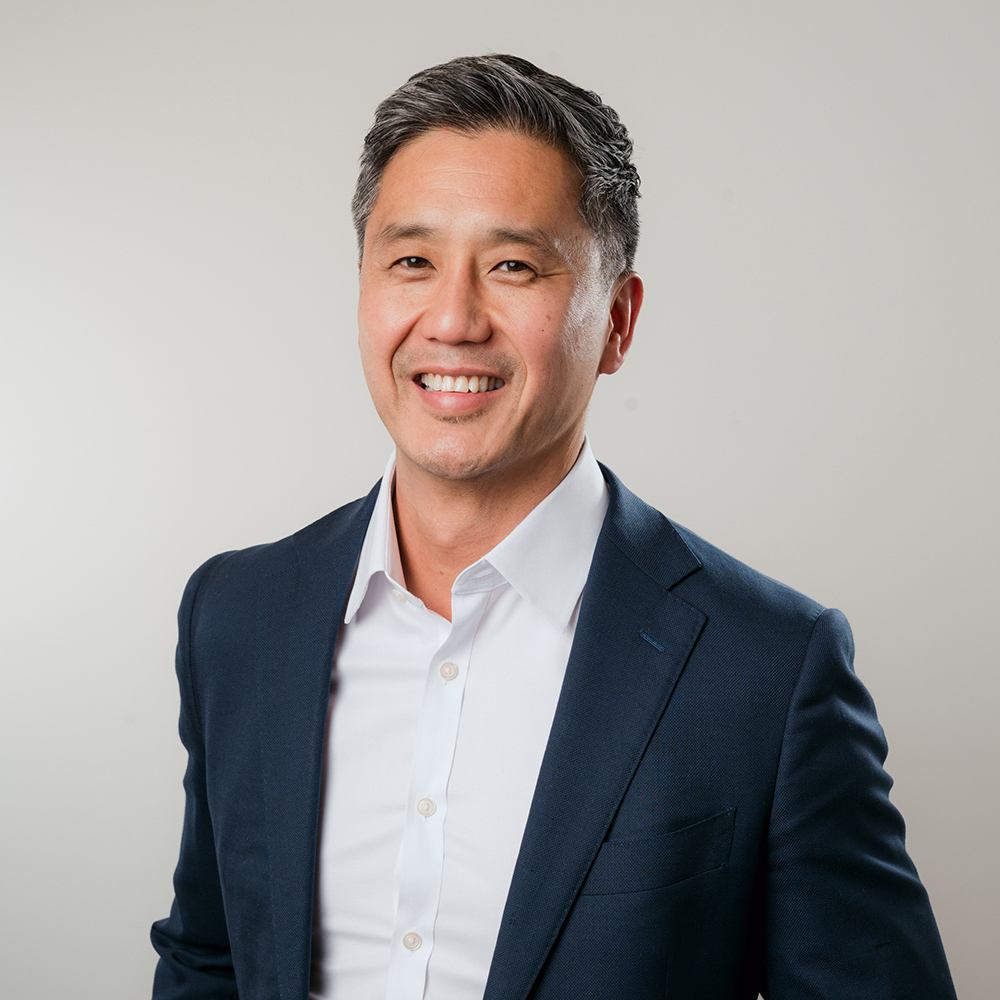 Associate Professor and Radiation Oncologist Hien Le